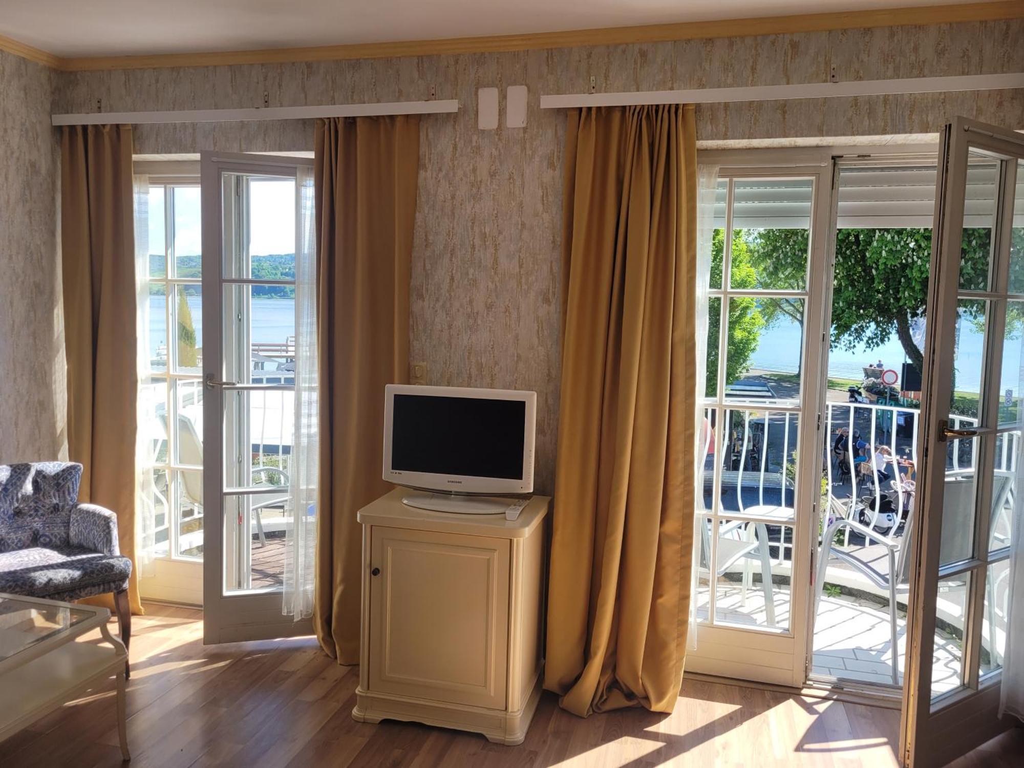 See-Hotel Seeschau - Direkt Am Bodenseeufer Reichenau Luaran gambar