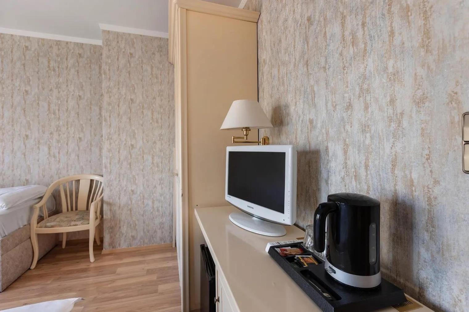 See-Hotel Seeschau - Direkt Am Bodenseeufer Reichenau Luaran gambar