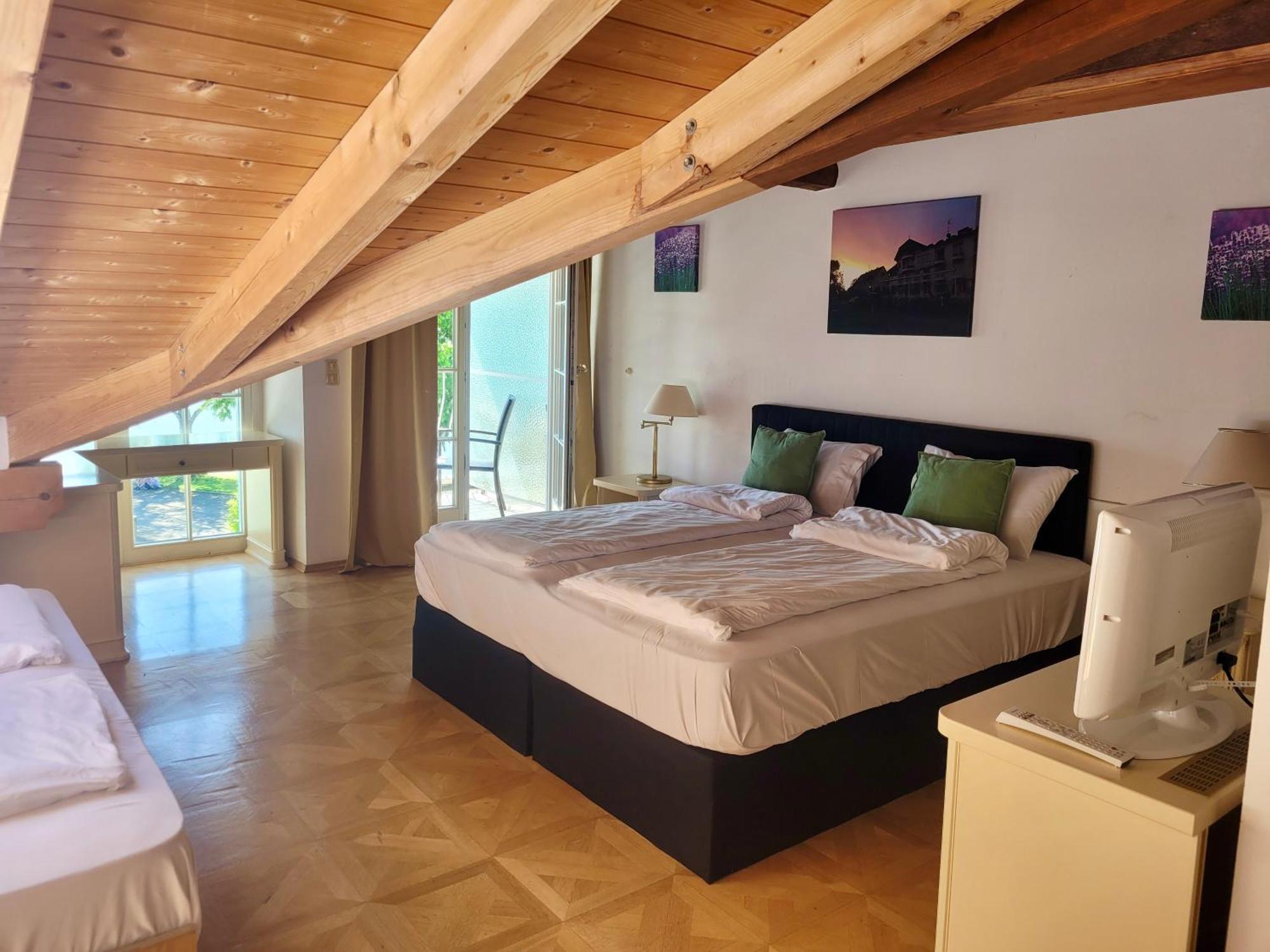 See-Hotel Seeschau - Direkt Am Bodenseeufer Reichenau Luaran gambar